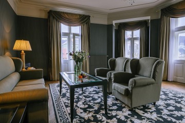 Obývací pokoj v apartmá Premier Suite Grandhotelu Pupp