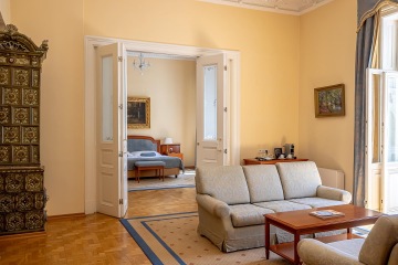 Living room and bedroom in the Superior Suite at the Grandhotel Pupp